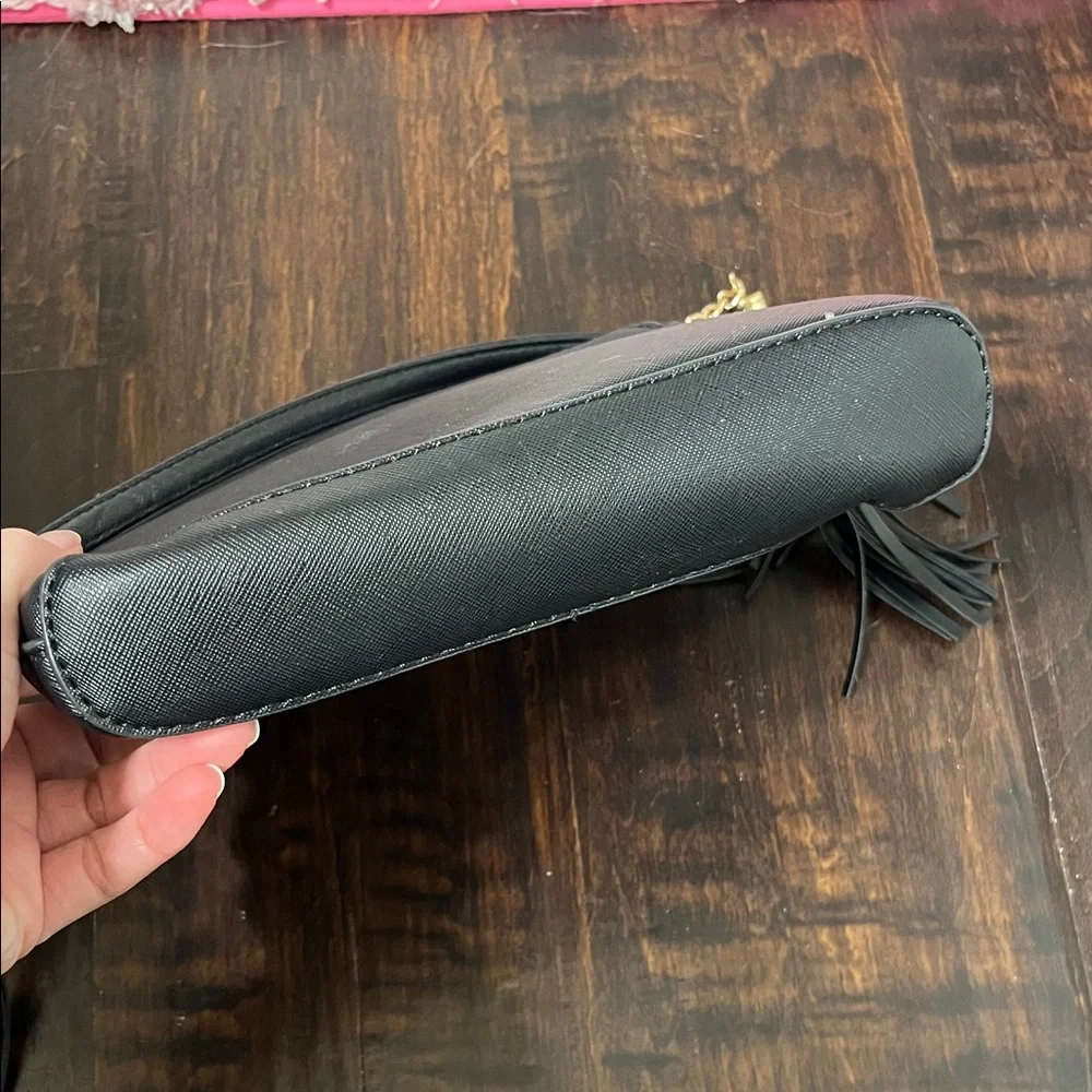 Elegant Black Crossbody Bag